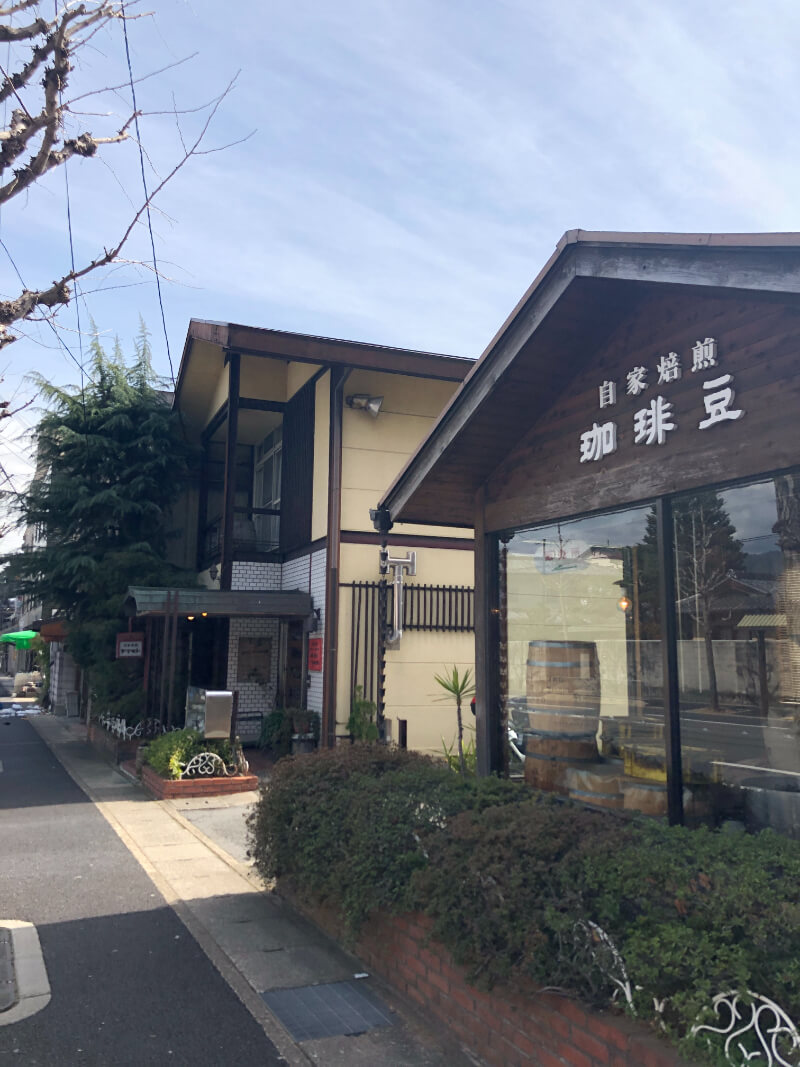 「ヤマモト」外観
